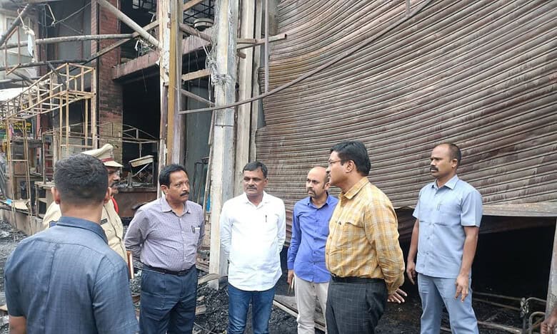 HYDRA Chief AV Ranganath visiting the burnt down crackershop in Abids