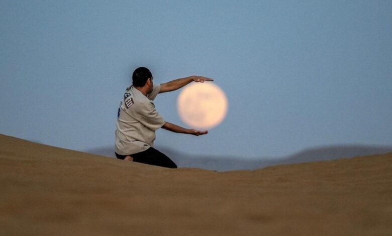 Hunter's Supermoon: The 2024's biggest, brightest full moon lights up Saudi skies