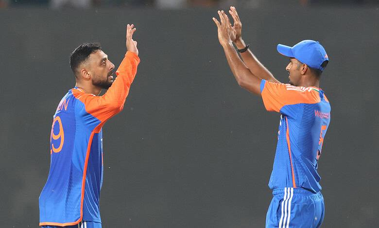 India bowl out Bangladesh for 127 in first T20I