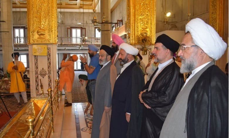 Iranian delegation attends interfaith forum in India
