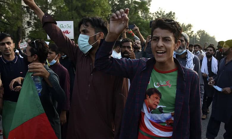Army deployed in Islamabad amid protests by ex-Pak PM Imran Khan's party