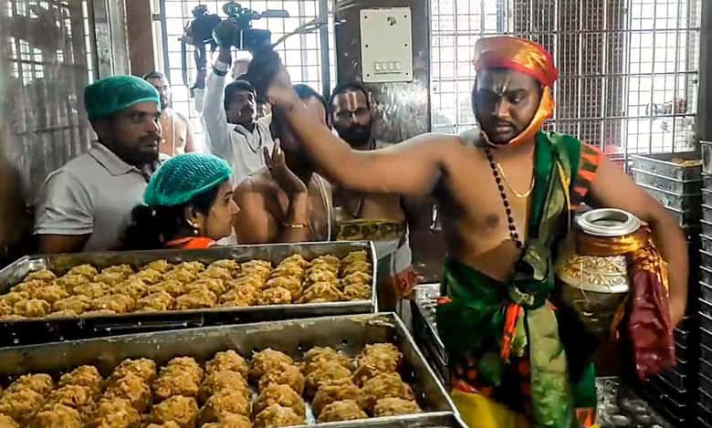 Tirupati laddu 'animal fat' row: SC forms independent SIT