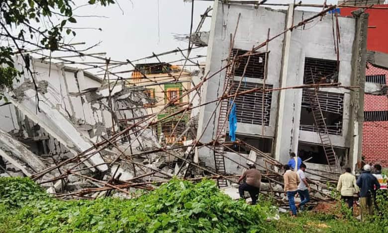 under construction building collapsed at #Babusapalya