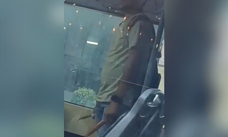 Frustrated unemployed youth stabs BMTC conductor in Bengaluru