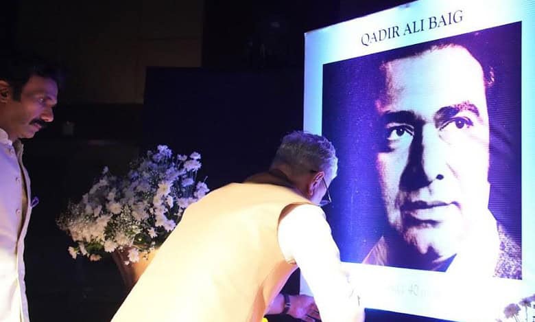 Telangana governor pays tribute to theatre icon Qadir Ali Baig