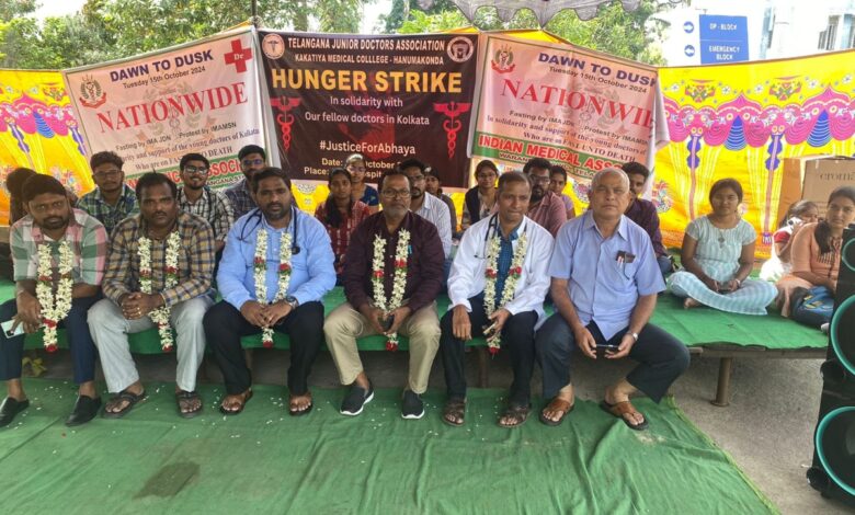 Telangana: TJUDA, IMA observe 12 hour fast for RG Kar victim