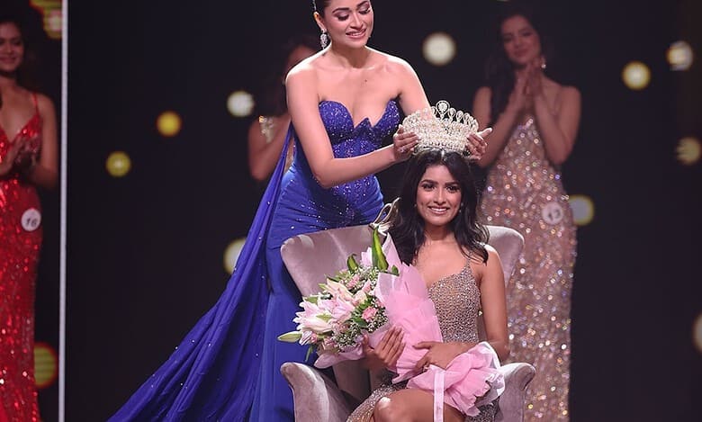Madhya Pradesh's Nikita Porwal wins Femina Miss India World 2024