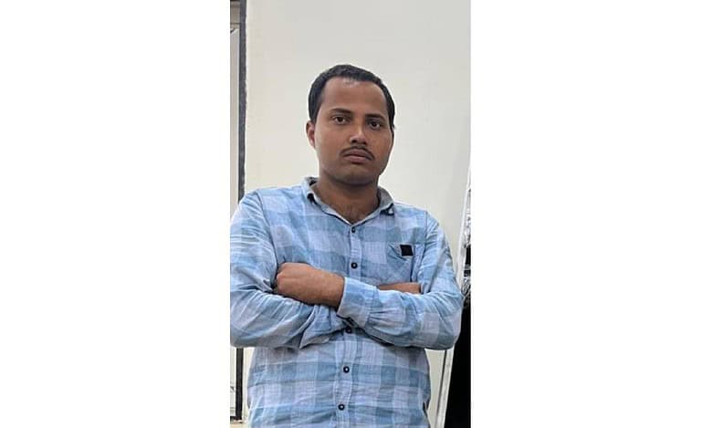 Swiggy delivery agent held for ganja smuggling in Hyderabad