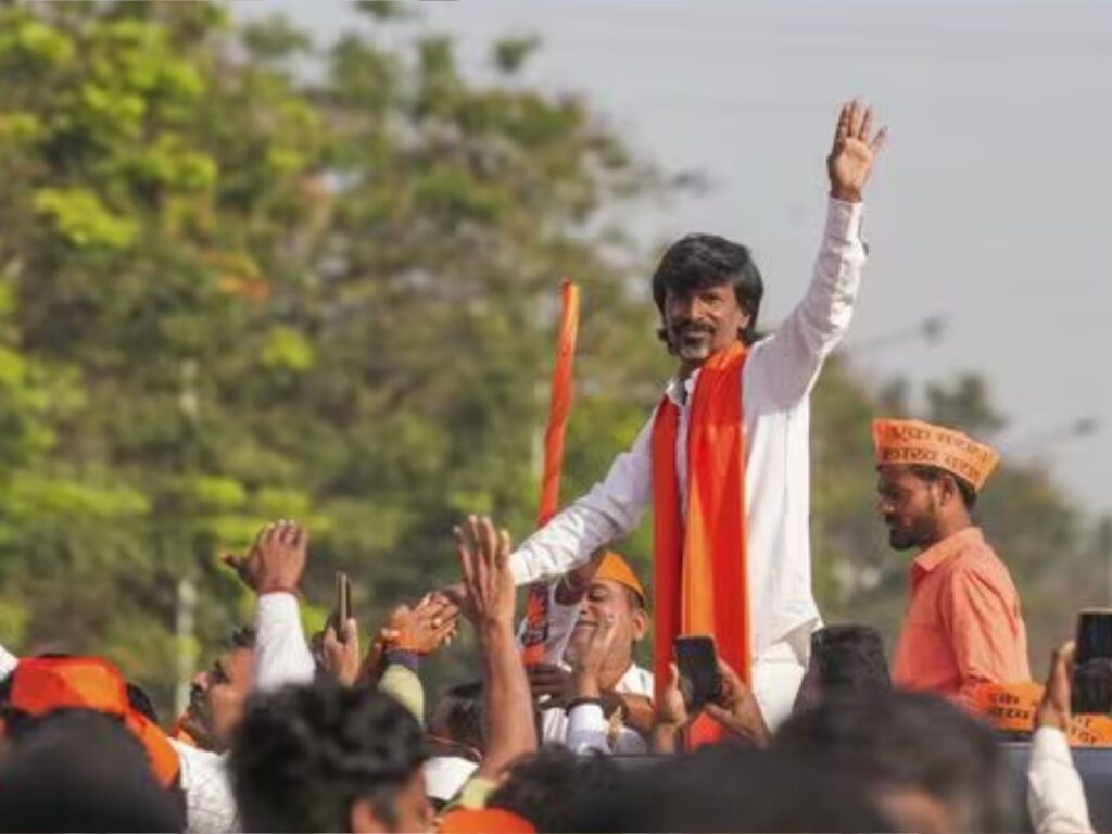 Supporters of the Maratha quota activist Manoj Jarange Patil during a protest demanding Maratha reservation.(PTI)