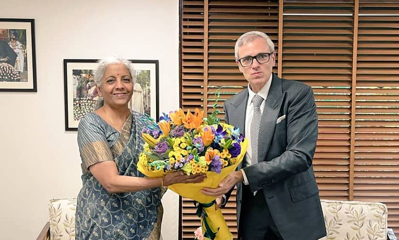 J-K CM Omar meets Sitharaman, discusses steps to reduce dependency on Centre