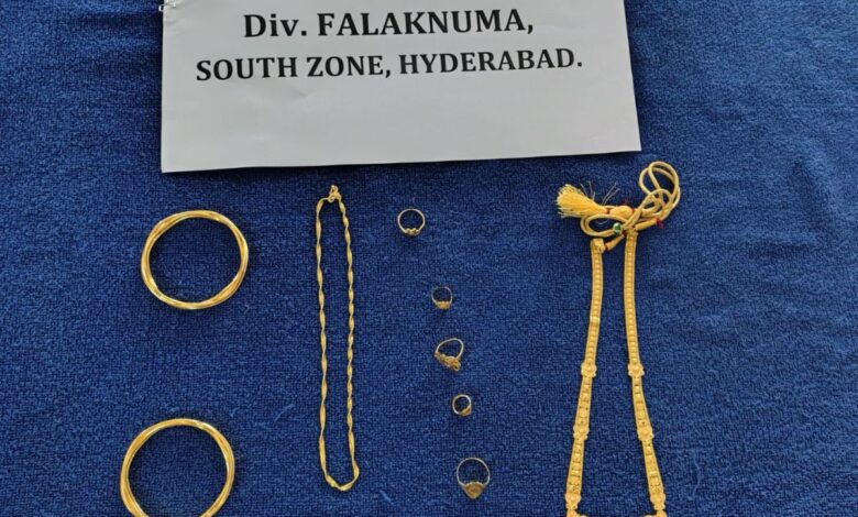 Ornaments recovered from the arrested burglar