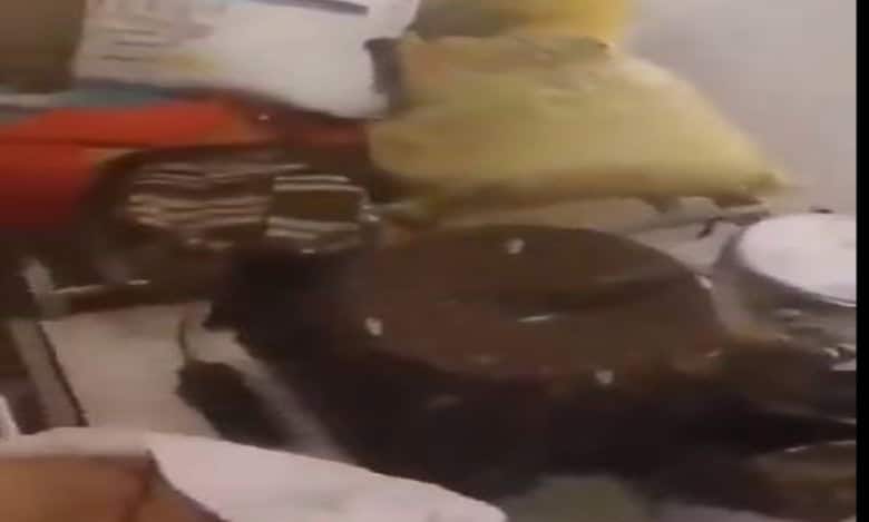 People complain against rat infestation in Telangana govt hospital