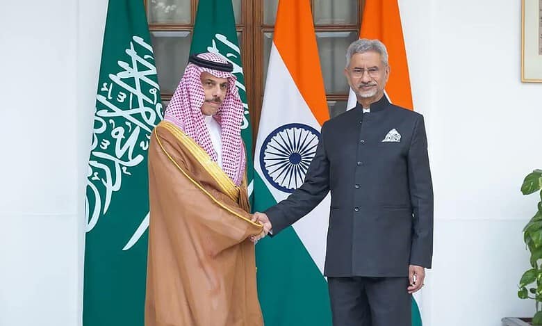 Saudi, Indian FMs discuss bilateral ties