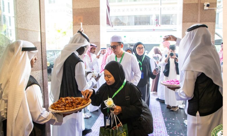 First group of king Salman’s Umrah guests arrive in Madinah