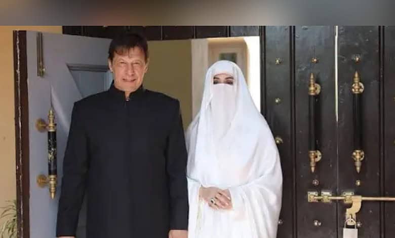 Pakistan’s Imran Khan & Bushra Bibi face murder charges after soldier deaths
