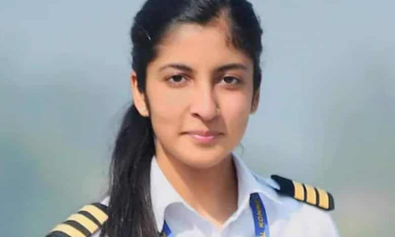 Air India pilot dies by suicide after boyfriend forces her to give up non-veg