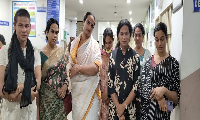 Seven transgenders arrested for extortion in Hyderabad