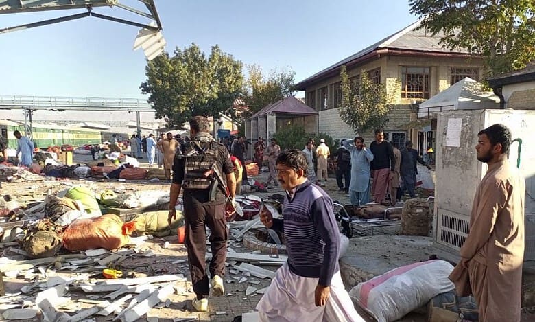 bomb blast at Quetta Railway Station in Balochistan (1)