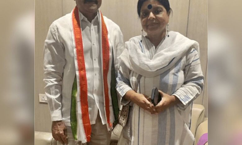 Allu Arjun's father-in-law meets Telangana Congress in-charge