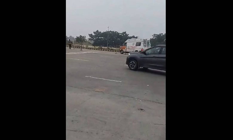 Telangana: Man steals ambulance in Nalgonda, wreaks havoc