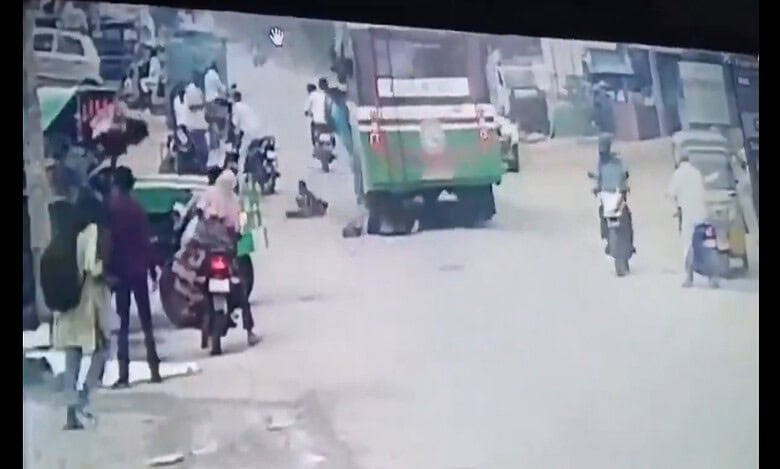 Video: Intermediate students fall under bus in Telangana's Medak