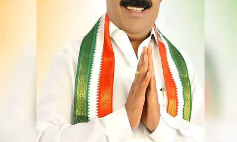 Hyderabad: Congress MLA withdraws comment against Velama community