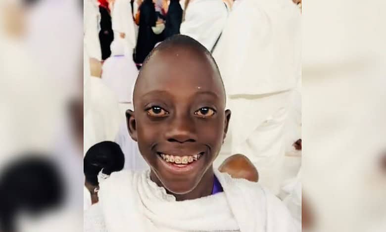 Video: Social media sensation Tenge Tenge performs Umrah