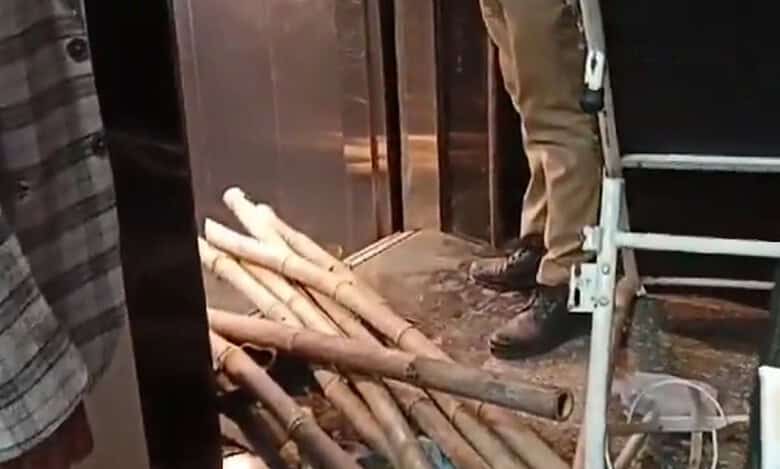 Meerut woman dies in lift