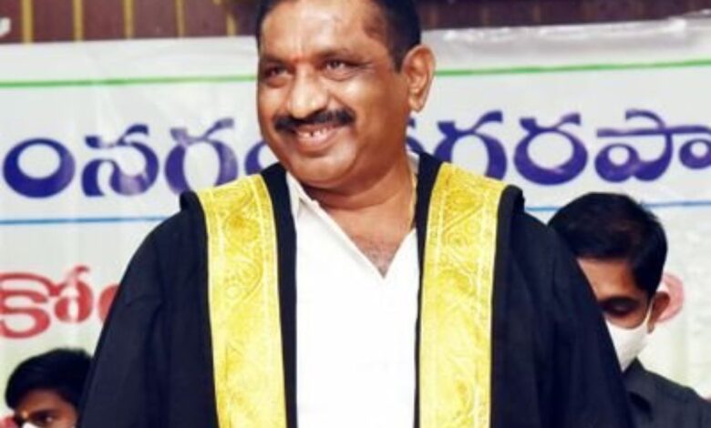 Karimnagar Mayor Y Sunil Rao quits BRS, to join BJP.