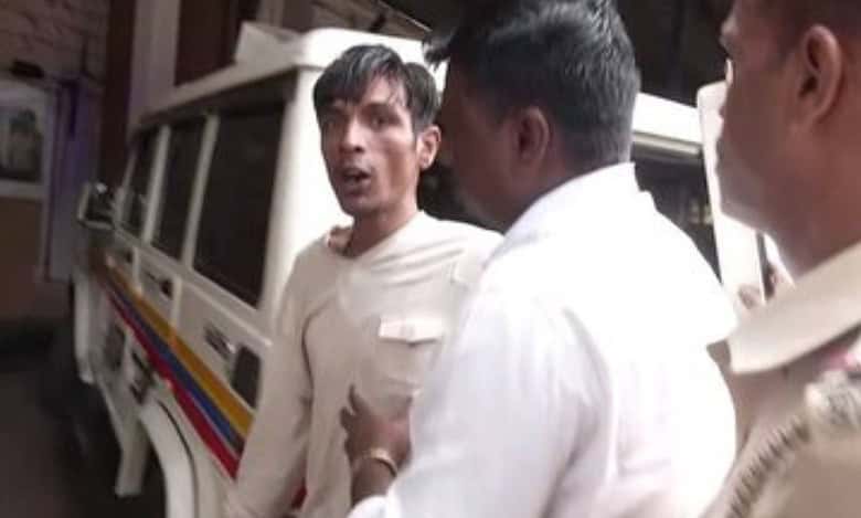 Saif Ali Khan stabbing case: Suspect detained by Mumbai cops, taken to Bandra police station