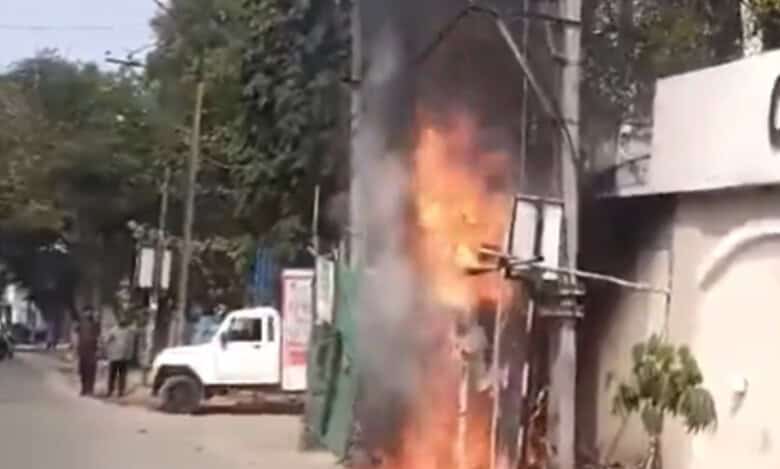 Transformer blast causes fire on Hyderabad's Chanchalguda Road