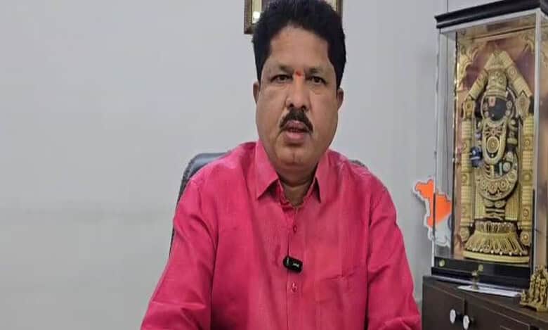 BRS MLA slams Telangana govt for removing KCR's posters in Hyderabad
