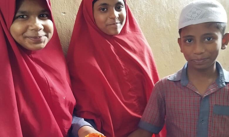 Hyderabad students launch ‘Everlasting Blossoms’ to reduce flower wastes