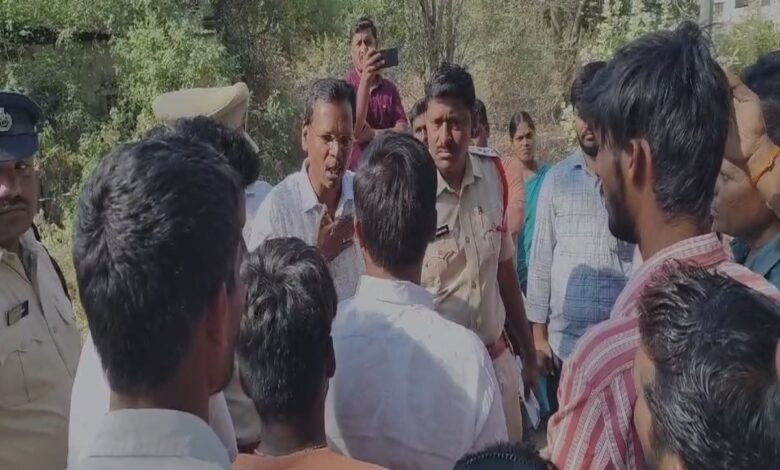 Boy dies under mysterious circumstances in Telangana's Vikarabad