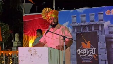 Raja Singh demands bulldozer action on Aurangzeb’s grave