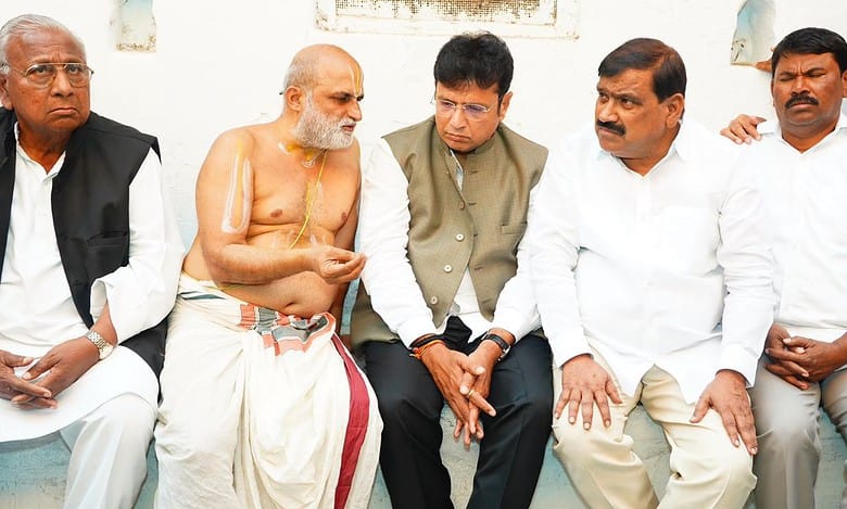 Two Telangana ministers call on Chilkur Balaji temple priest