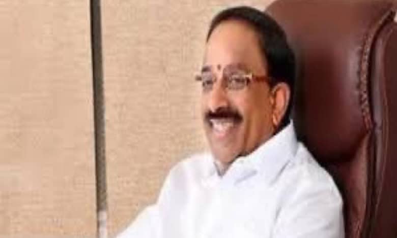 Start new factories, strengthen Oilfed in Telangana: Tummala