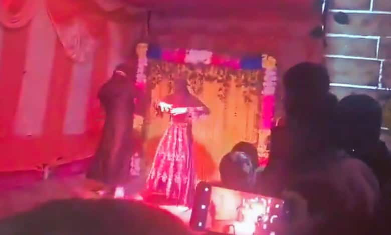 Bihar men arrested for obscene burqa dance