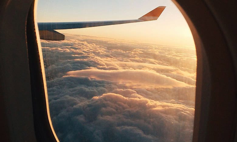 Woman takes two flights everyday to be home for dinner with kids!