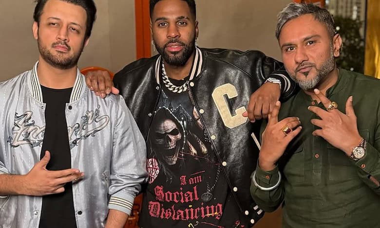 Honey Singh poses with his ‘borderless brothers’ Jason Derulo, Atif Aslam