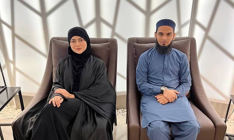 Check out Sana Khan and Mufti Anas' massive combined net worth