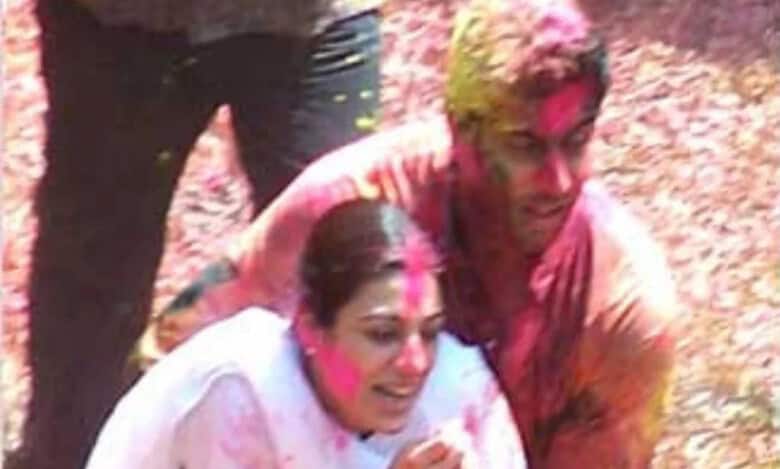When Abhishek Bachchan allegedly dated Tabu, photo viral