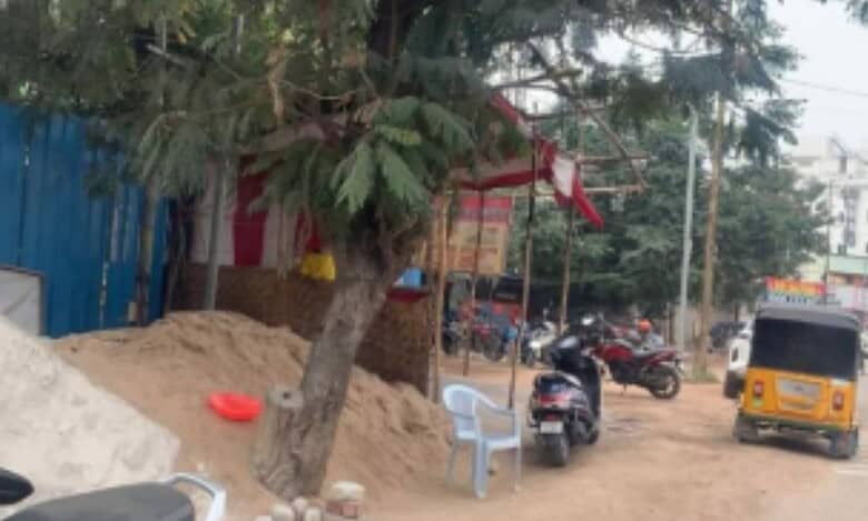 Anandbagh residents urge GHMC action over illegal constructions, encroachments