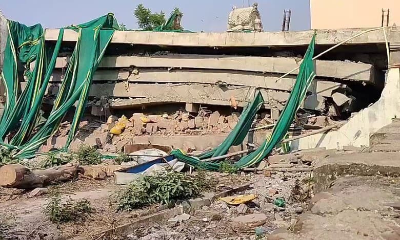 Telangana: Six feared dead in Bhadrachalam building collapse