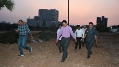 HYDRA chief inspects Nanakram Kunta, warns Hyderabad builder over encroachment