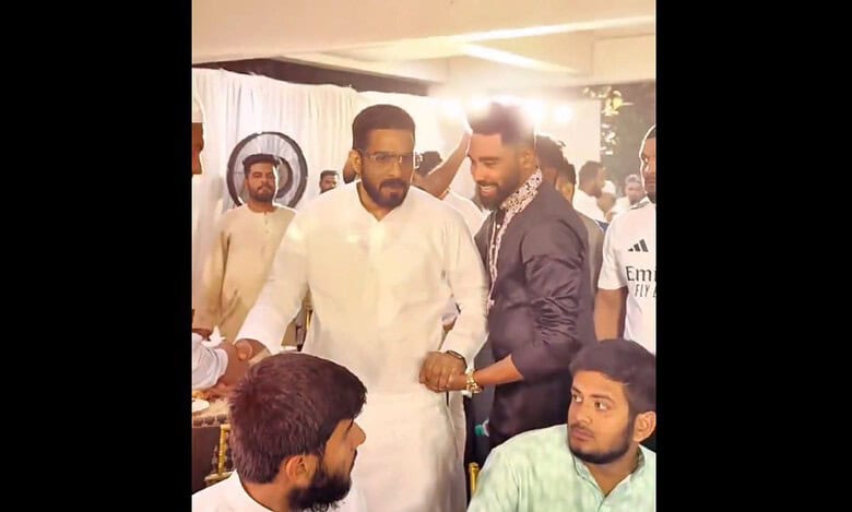 AIMIM MLA Majid Hussain attends Mohammed Siraj’s iftar party