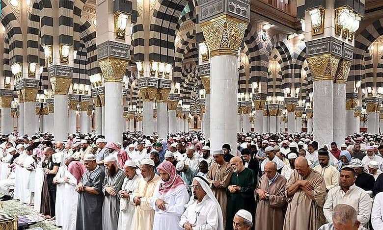 Over 9.7M worshippers pray at Prophet's Mosque in first 10 days of Ramzan