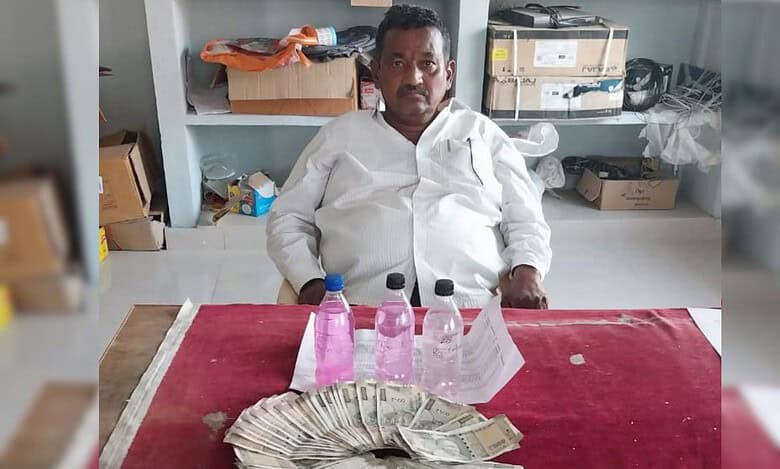 Telangana ACB nabs dy executive engineer over Rs 50K bribe