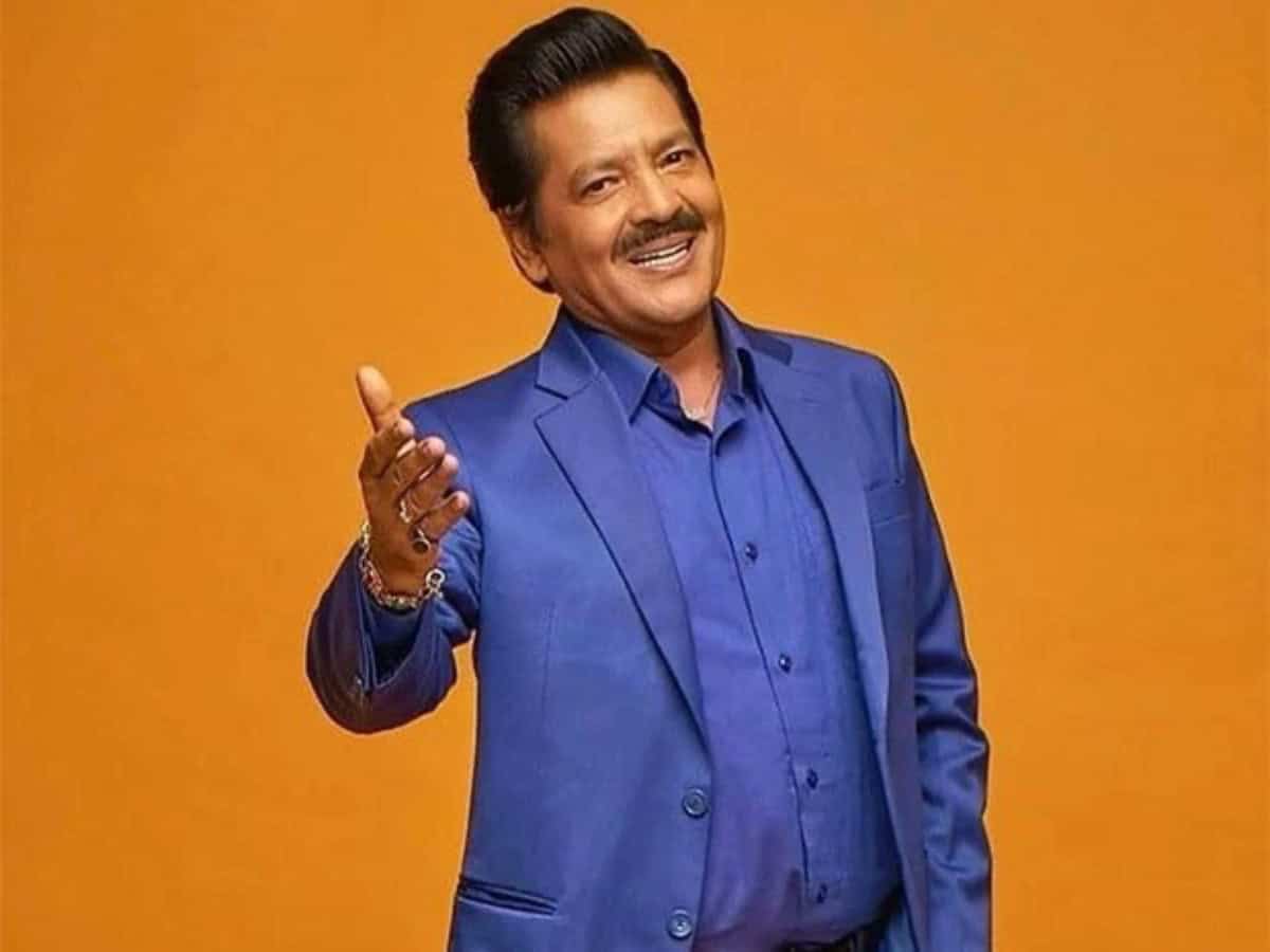 Udit Narayan takes a dig at himself over his viral kiss with a fan