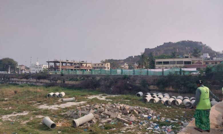 Centuries-old Katora Houz neglected despite frequent funds on restoration